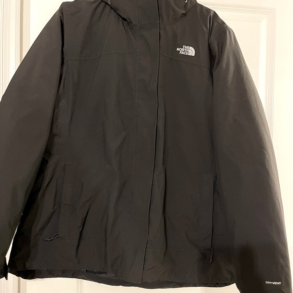 North Face Women’s Hyvent Jacket